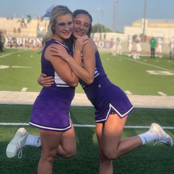 Meet your Posher, Trinity - Picture 1 of 1